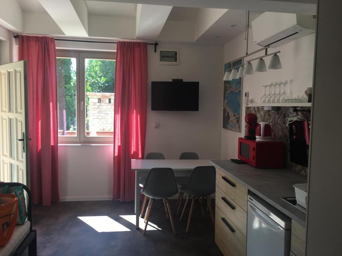 Szelrozsa Apartmanhaz Velence Εξωτερικό φωτογραφία